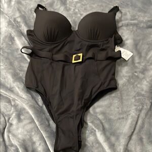 WeWoreWhat Black One Piece Swimsuit with Gold Buckle